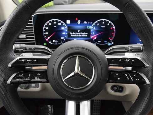 Certified 2026 Mercedes-Benz GLS 450 GLS 450 image 24