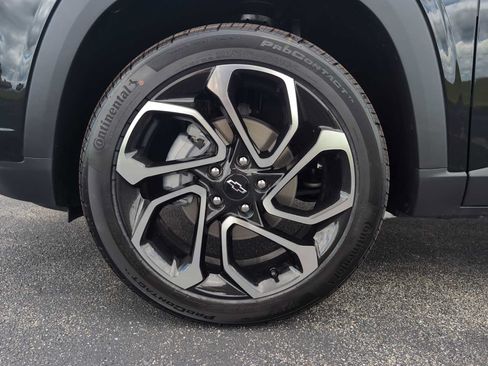 New 2026 Chevrolet Trax RS w/ Driver Confidence Package FWD image 31