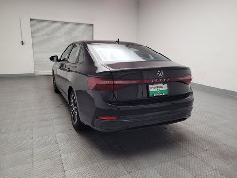 Used 2025 Volkswagen Jetta Sport image 6