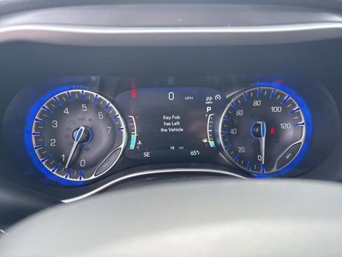 New 2026 Chrysler Pacifica Select w/ S Appearance Package image 21