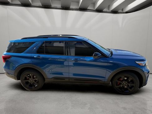 Used 2023 Ford Explorer ST-Line w/ Class IV Trailer Tow Package AWD/4WD image 6
