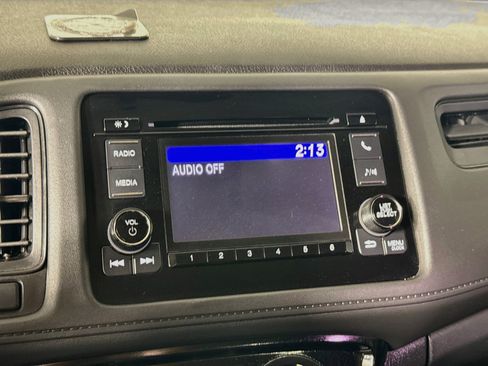 Used 2022 Honda HR-V LX image 16