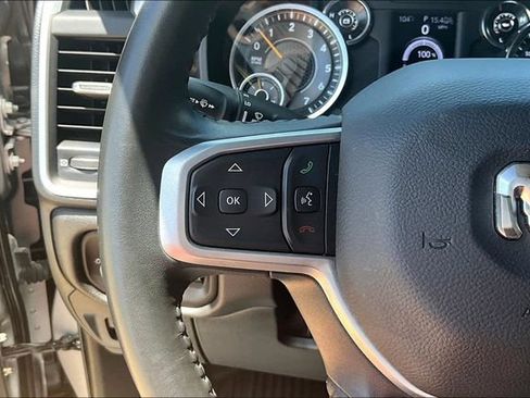 Used 2022 RAM 1500 4x4 Crew Cab image 19