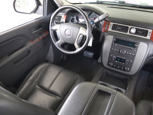 Used 2014 GMC Yukon SLT image 14