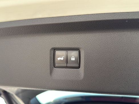 Used 2023 INFINITI QX60 Luxe w/ Cargo Package image 10