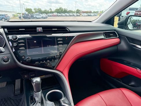 Used 2020 Toyota Camry XSE FWD image 20