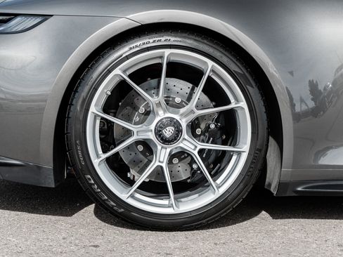 Used 2022 Porsche 911 GT3 image 15