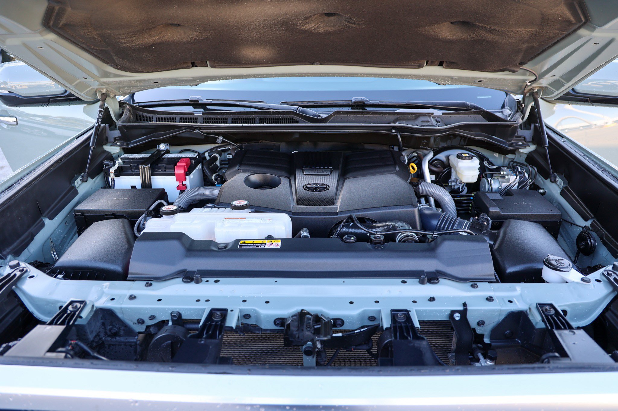 Used 2024 Toyota Tundra Limited AWD/4WD image 17