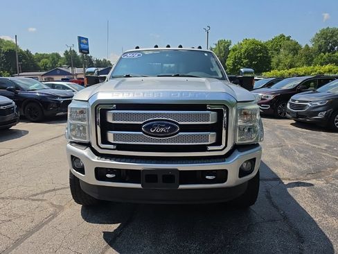 Used 2016 Ford F250 Platinum AWD/4WD image 2