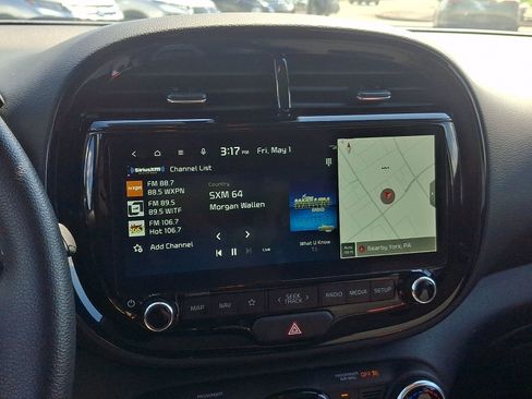 Used 2025 Kia Soul S FWD image 17