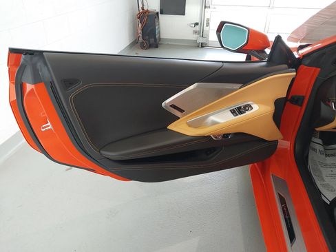 Used 2020 Chevrolet Corvette Stingray Premium Cpe w/ 3LT Preferred Equipment Group image 24