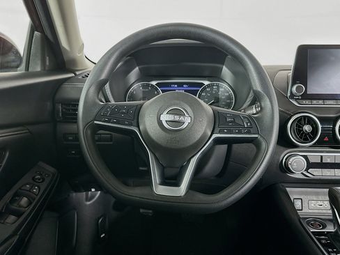 Used 2024 Nissan Sentra SV image 17
