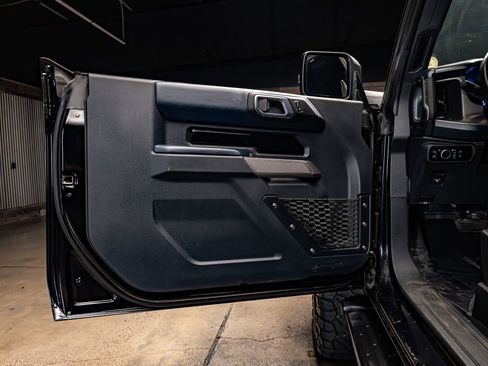 Used 2023 Ford Bronco Outer Banks w/ Sasquatch Package image 25