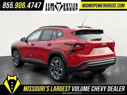 New 2026 Chevrolet Trax RS w/ Sunroof Package image 4