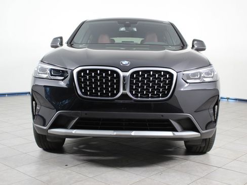 Certified 2025 BMW X4 xDrive30i image 5