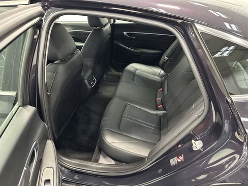 Certified 2023 Hyundai Sonata Limited w/ Cargo Package FWD image 32