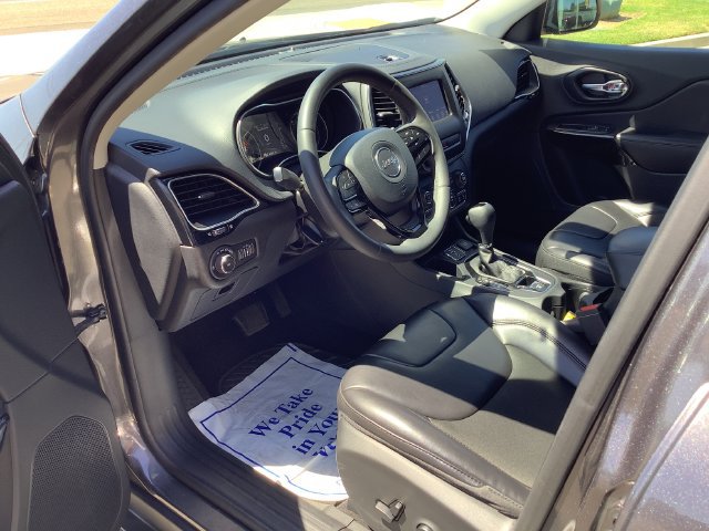 Used 2020 Jeep Cherokee Latitude Plus FWD image 7