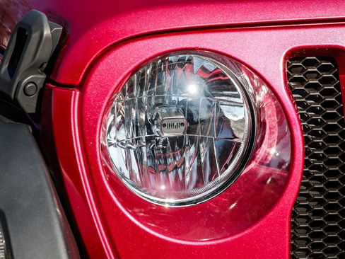 Used 2021 Jeep Wrangler Unlimited Sport image 7