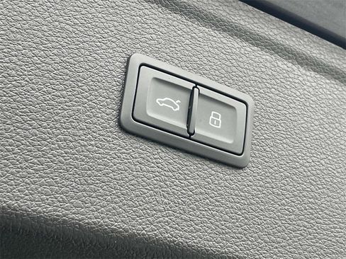 Used 2022 Audi Q5 2.0T Premium Plus image 6