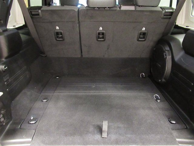 Used 2024 Jeep Wrangler Unlimited AWD/4WD image 16