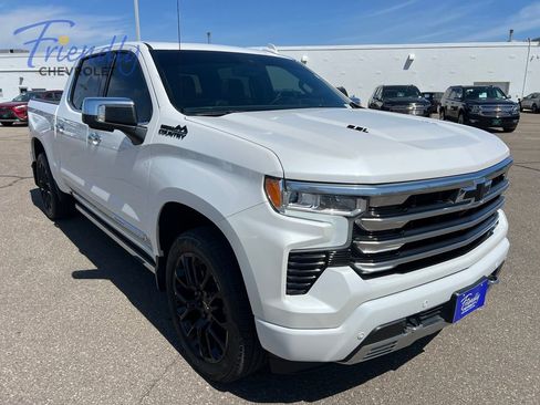 Certified 2023 Chevrolet Silverado 1500 High Country w/ High Country Premium Package AWD/4WD image 11