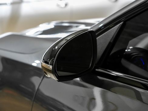 Used 2025 Mercedes-Benz C 300 4MATIC Sedan image 39