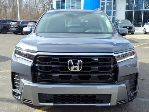 New 2026 Honda Pilot Elite image 2