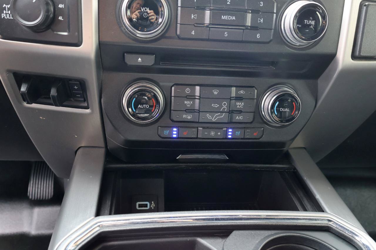Used 2018 Ford F250 Platinum w/ Platinum Ultimate Package AWD/4WD image 16