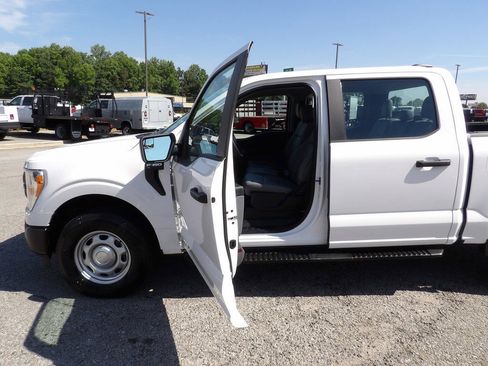 Used 2021 Ford F150 XL w/ Equipment Group 101A High AWD/4WD image 13