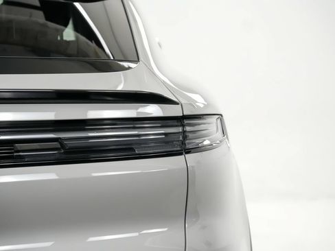 Used 2025 Porsche Cayenne Turbo AWD/4WD image 13