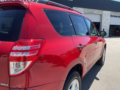 Used 2012 Toyota RAV4 4WD w/ Value Pkg image 8