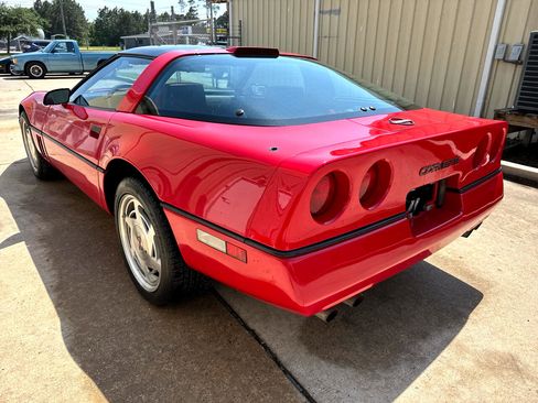 Used 1989 Chevrolet Corvette Coupe image 14