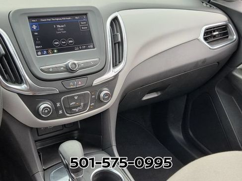 Used 2024 Chevrolet Equinox LS w/ LS Convenience Package FWD image 25