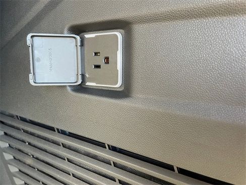 New 2026 Chevrolet Tahoe LS image 38