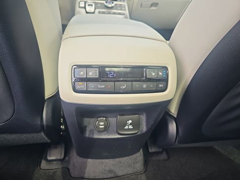 Used 2025 Hyundai Palisade Calligraphy AWD/4WD image 31