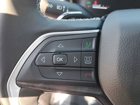 Certified 2024 Jeep Grand Cherokee Limited image 20