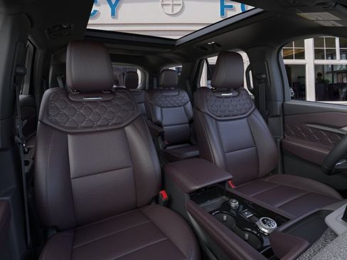 New 2026 Ford Explorer Platinum w/ LUX Leather Package AWD/4WD image 10