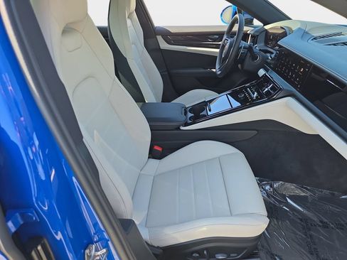 Used 2025 Porsche Panamera 4 AWD/4WD image 12