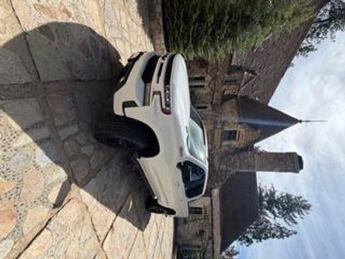 Used 2020 Chevrolet Silverado 1500 RST AWD/4WD image 2