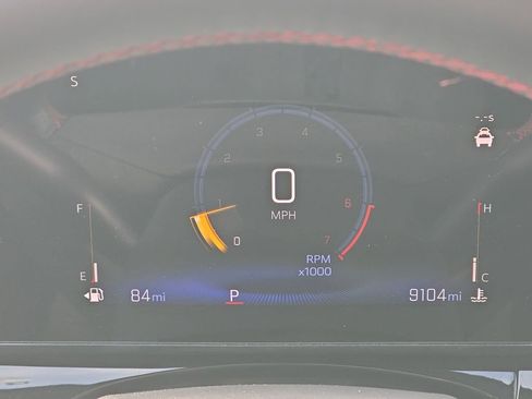 Certified 2025 Chevrolet Trax RS w/ Sunroof Package image 12