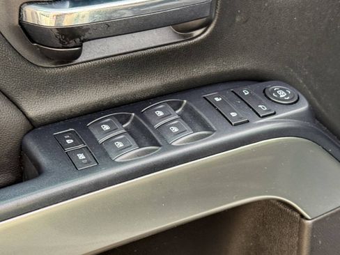 Used 2018 Chevrolet Silverado 1500 LT w/ All Star Edition AWD/4WD image 20