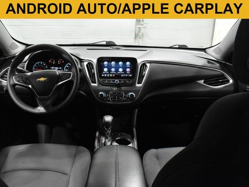 Used 2023 Chevrolet Malibu LT w/ Driver Confidence Package FWD image 2
