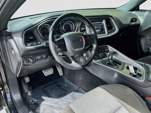 Used 2021 Dodge Challenger R/T RWD image 9