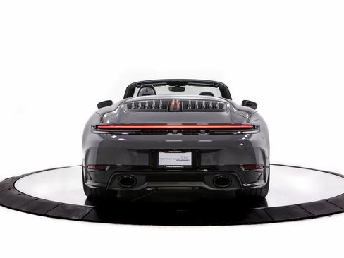 Certified 2025 Porsche 911 Carrera image 6