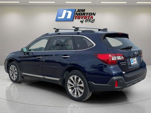 Used 2018 Subaru Outback 3.6R Touring w/ Popular Package #3 image 7