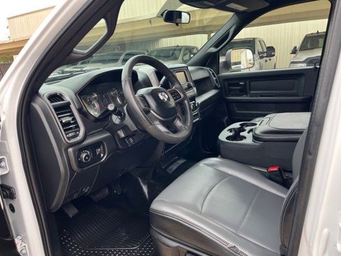 Used 2022 RAM 2500 Tradesman RWD image 25