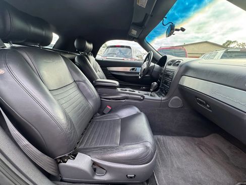 Used 2002 Ford Thunderbird image 14