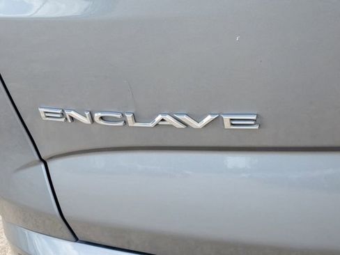 Used 2023 Buick Enclave Avenir FWD image 6