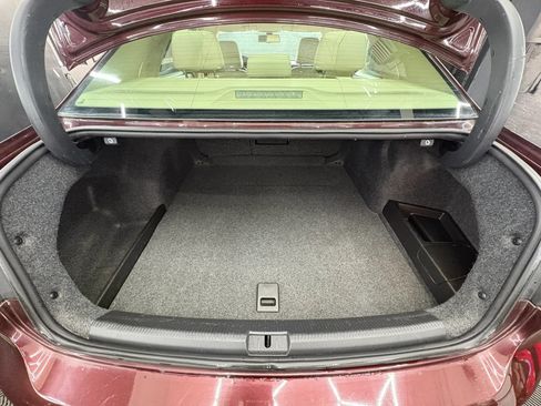 Used 2013 Volkswagen Passat TDI SEL Premium FWD image 20