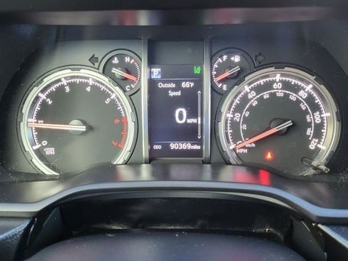 Used 2020 Toyota 4Runner TRD Off-Road Premium image 19